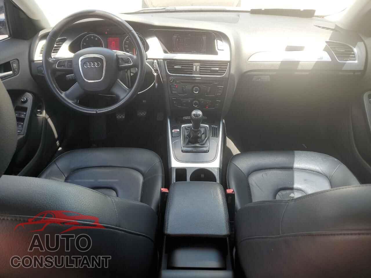 AUDI A4 2012 - WAUDFAFL3CN002207