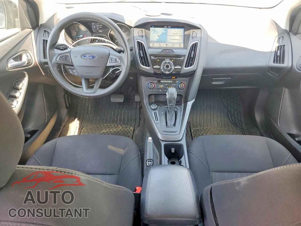 FORD FOCUS 2017 - 1FADP3H25HL256378
