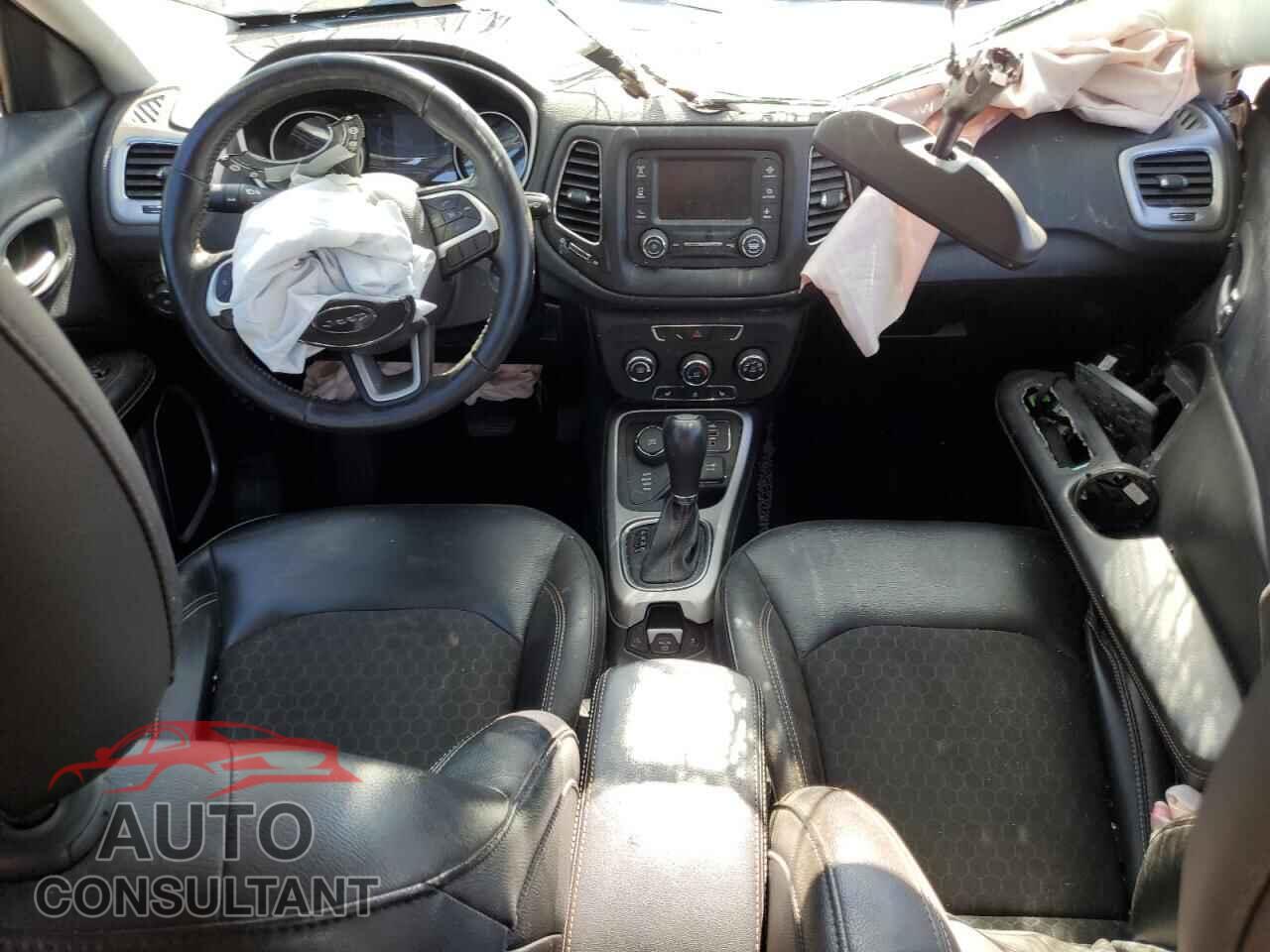 JEEP COMPASS 2018 - 3C4NJDBB9JT239169