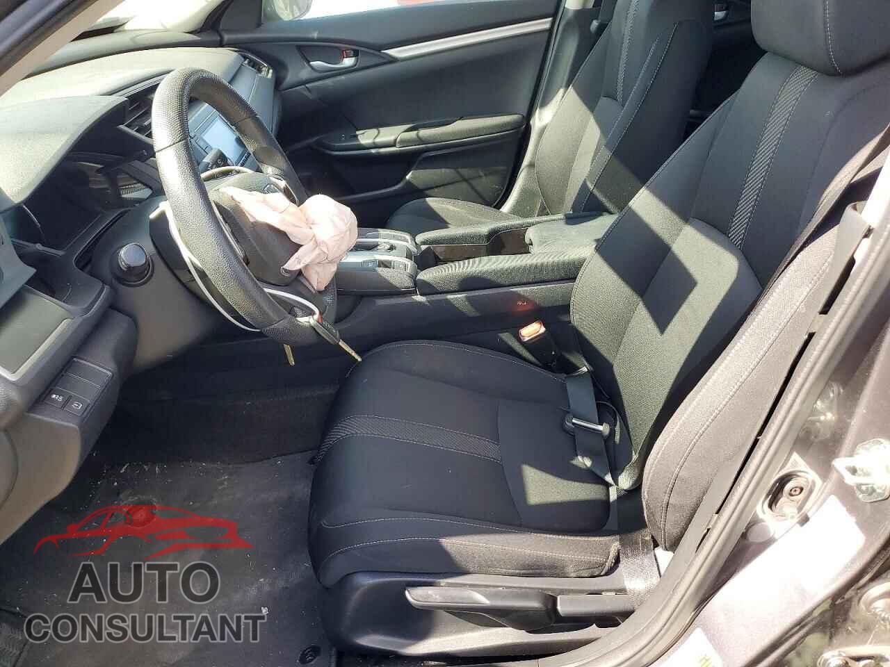 HONDA CIVIC 2017 - 2HGFC2F58HH524151