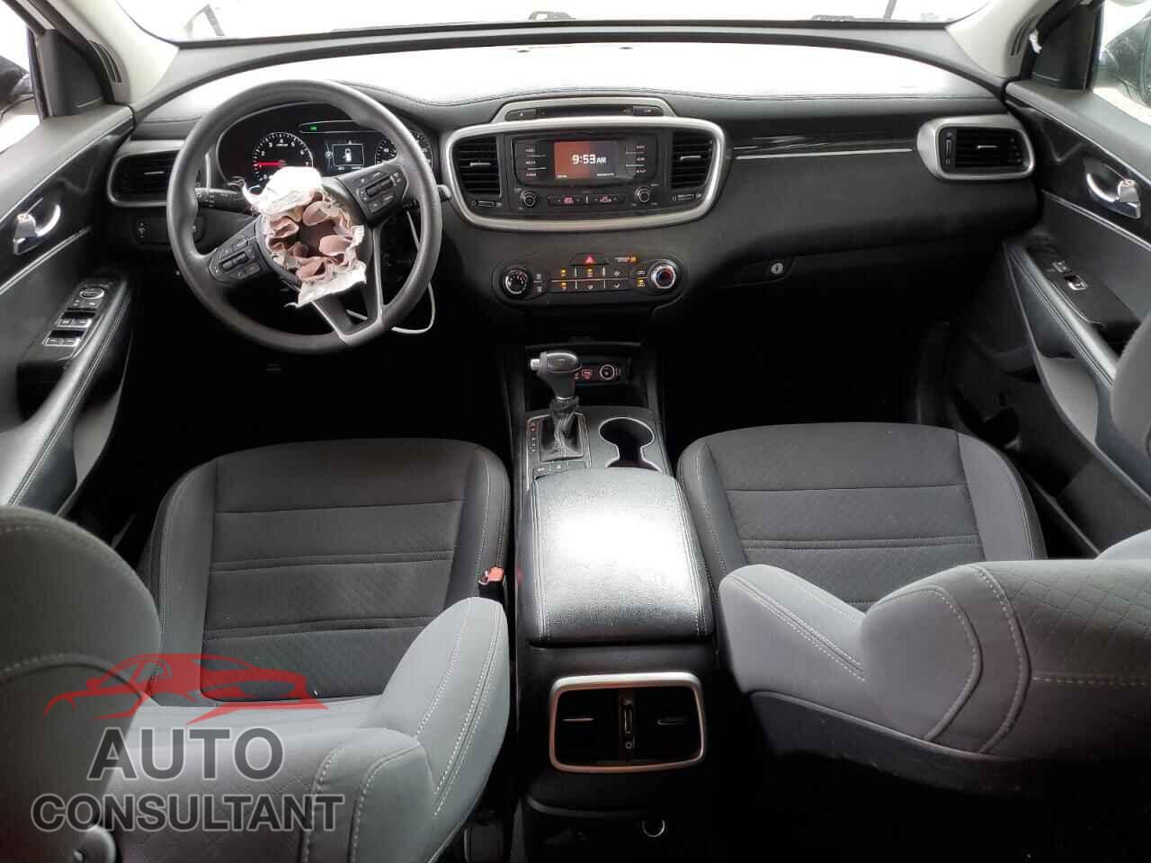KIA SORENTO 2017 - 5XYPGDA55HG331299