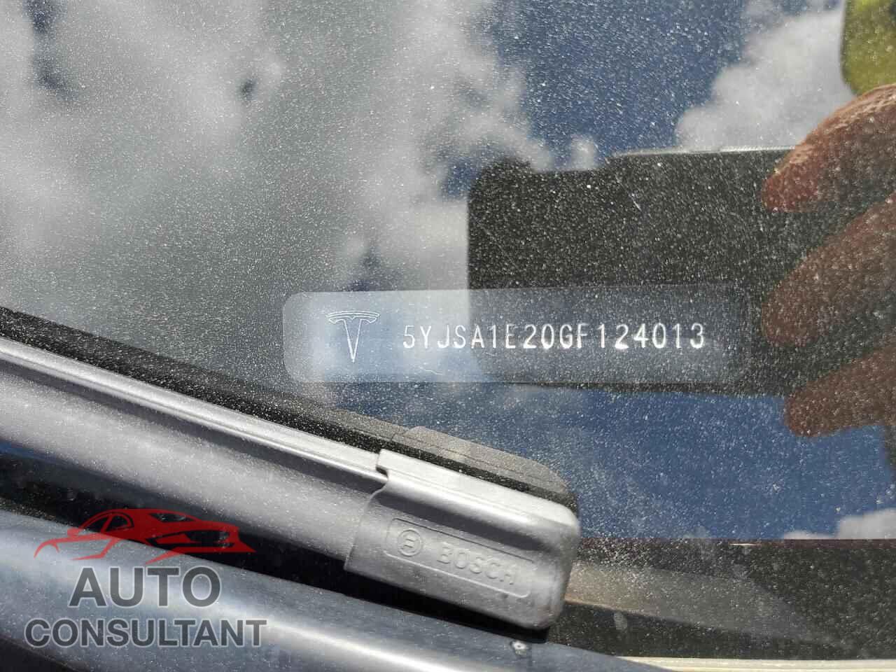 TESLA MODEL S 2016 - 5YJSA1E20GF124013