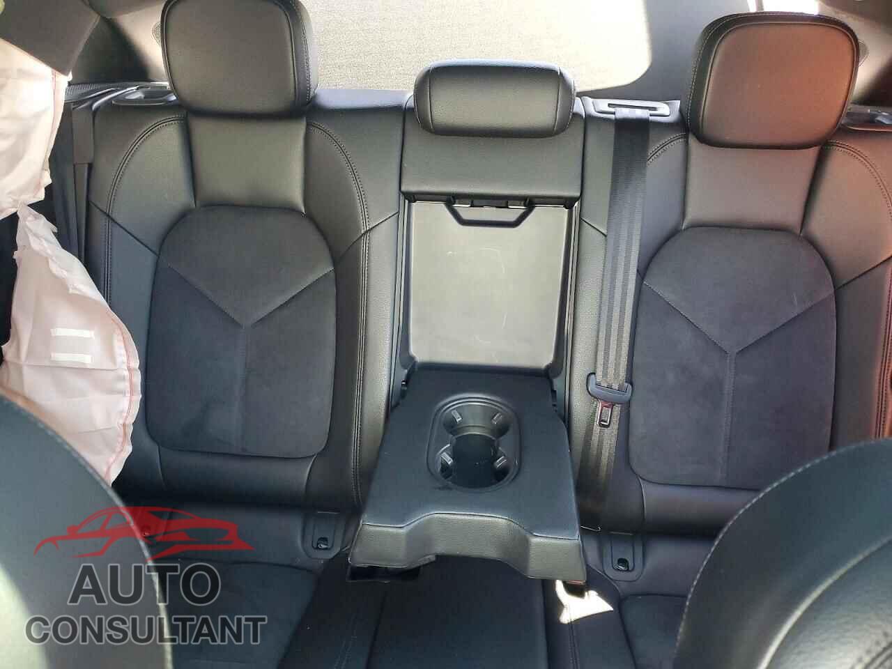 PORSCHE MACAN 2018 - WP1AA2A5XJLB04002