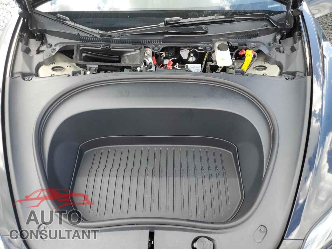 TESLA MODEL 3 2024 - 5YJ3E1ET7RF853243