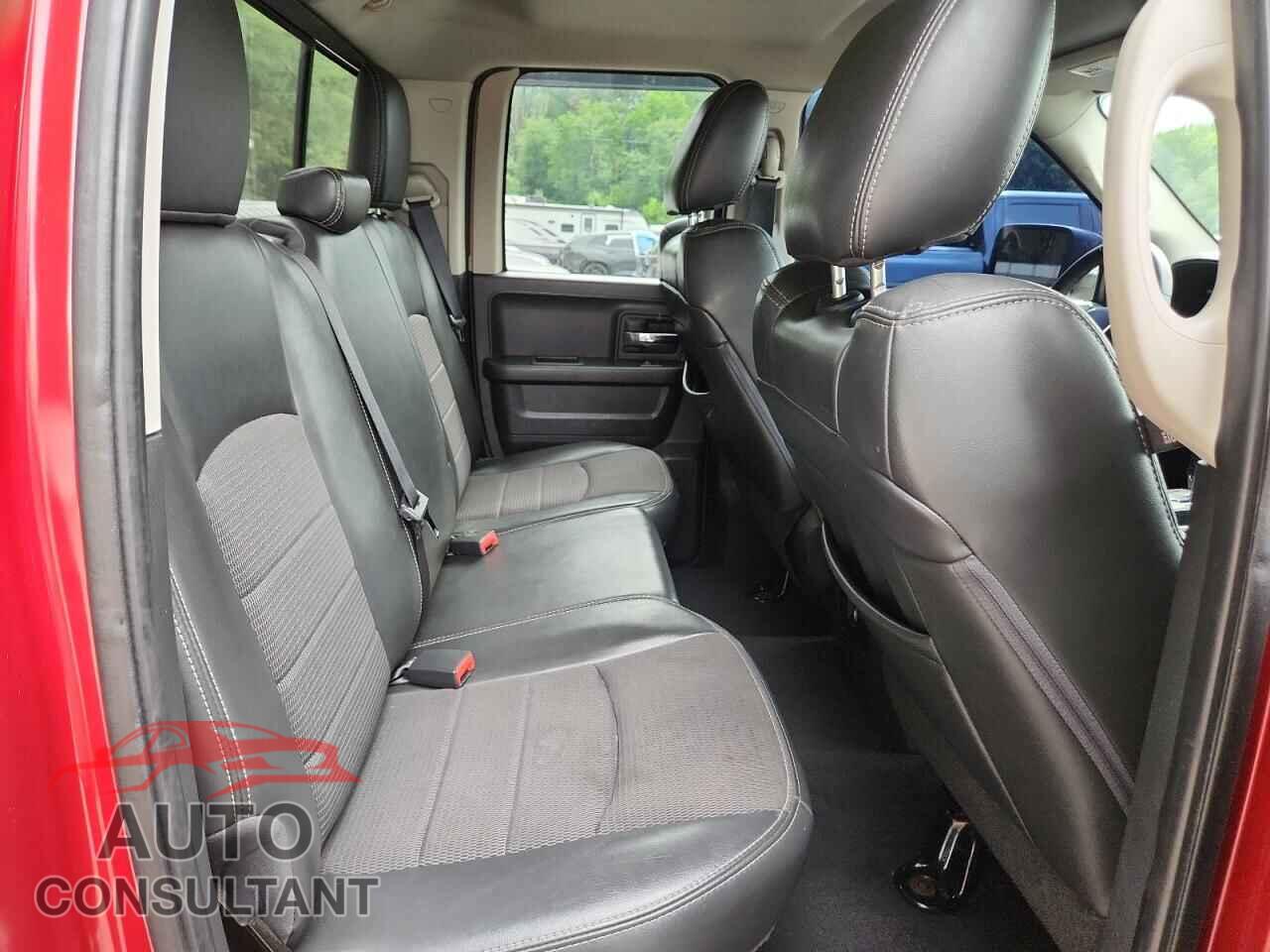 DODGE RAM 1500 2012 - 1C6RD7HT5CS276483