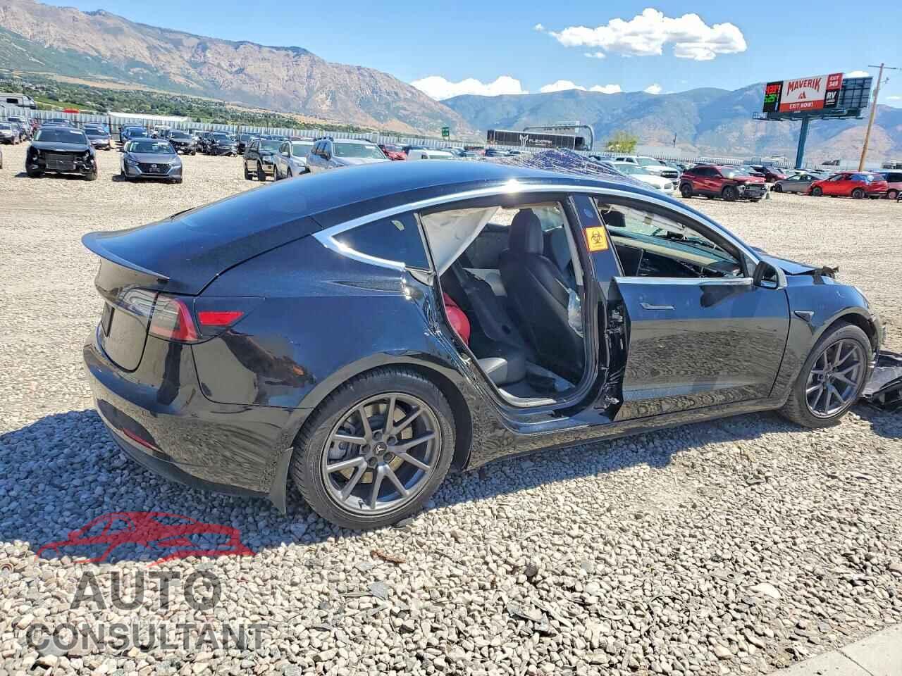 TESLA MODEL 3 2018 - 5YJ3E1EA8JF062691