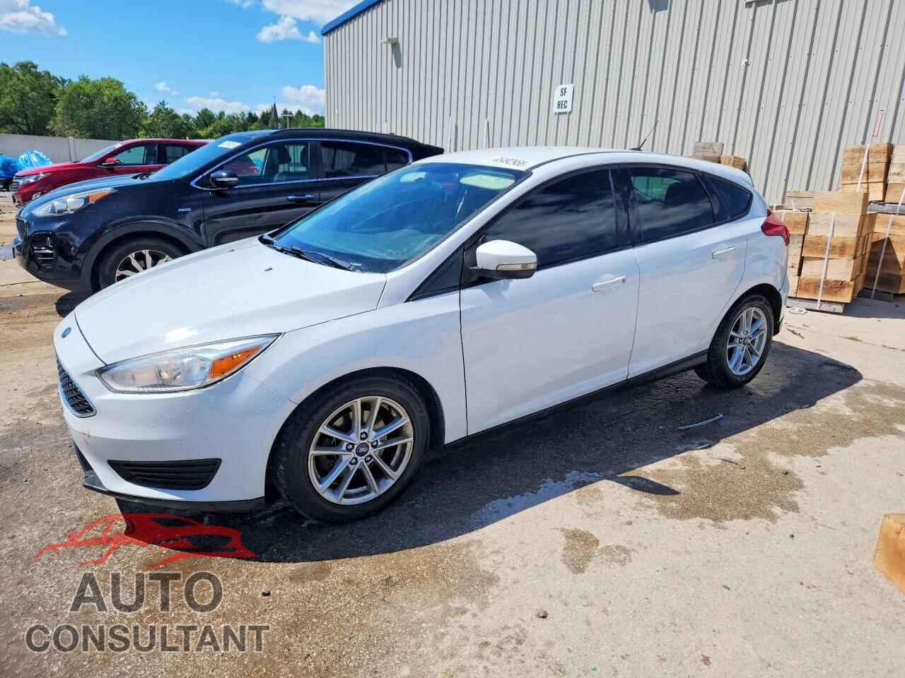 FORD FOCUS 2017 - 1FADP3K21HL216033