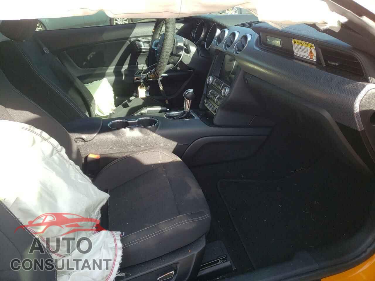 FORD MUSTANG 2019 - 1FA6P8CF9K5142556