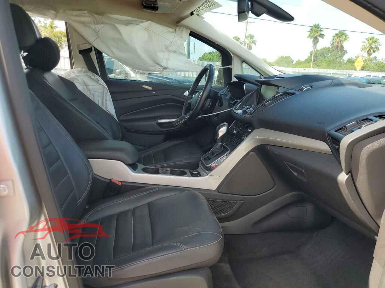 FORD CMAX 2015 - 1FADP5CU0FL108737