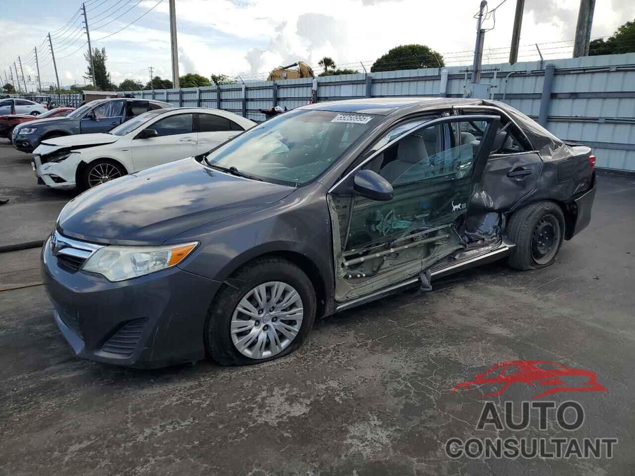 TOYOTA CAMRY 2013 - 4T1BF1FK4DU659232