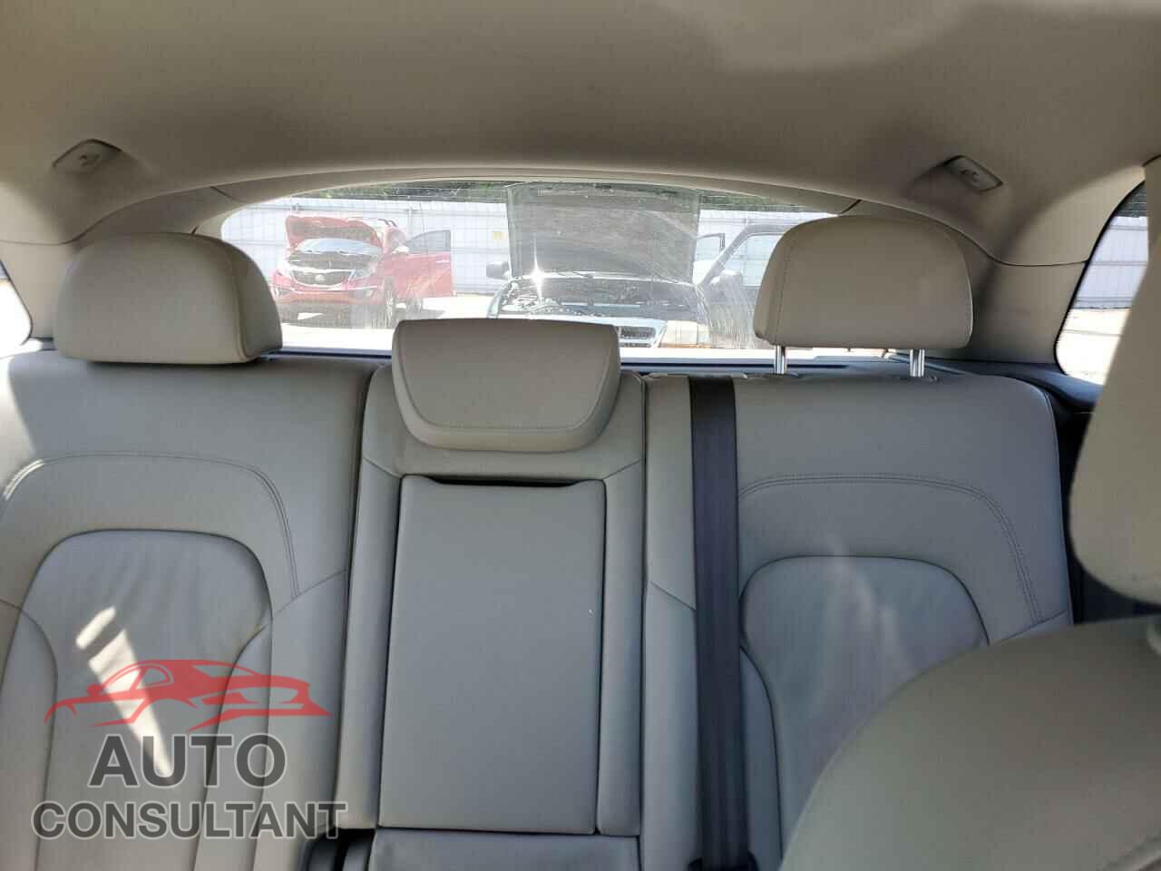 AUDI Q5 2012 - WA1CFAFP8CA034007