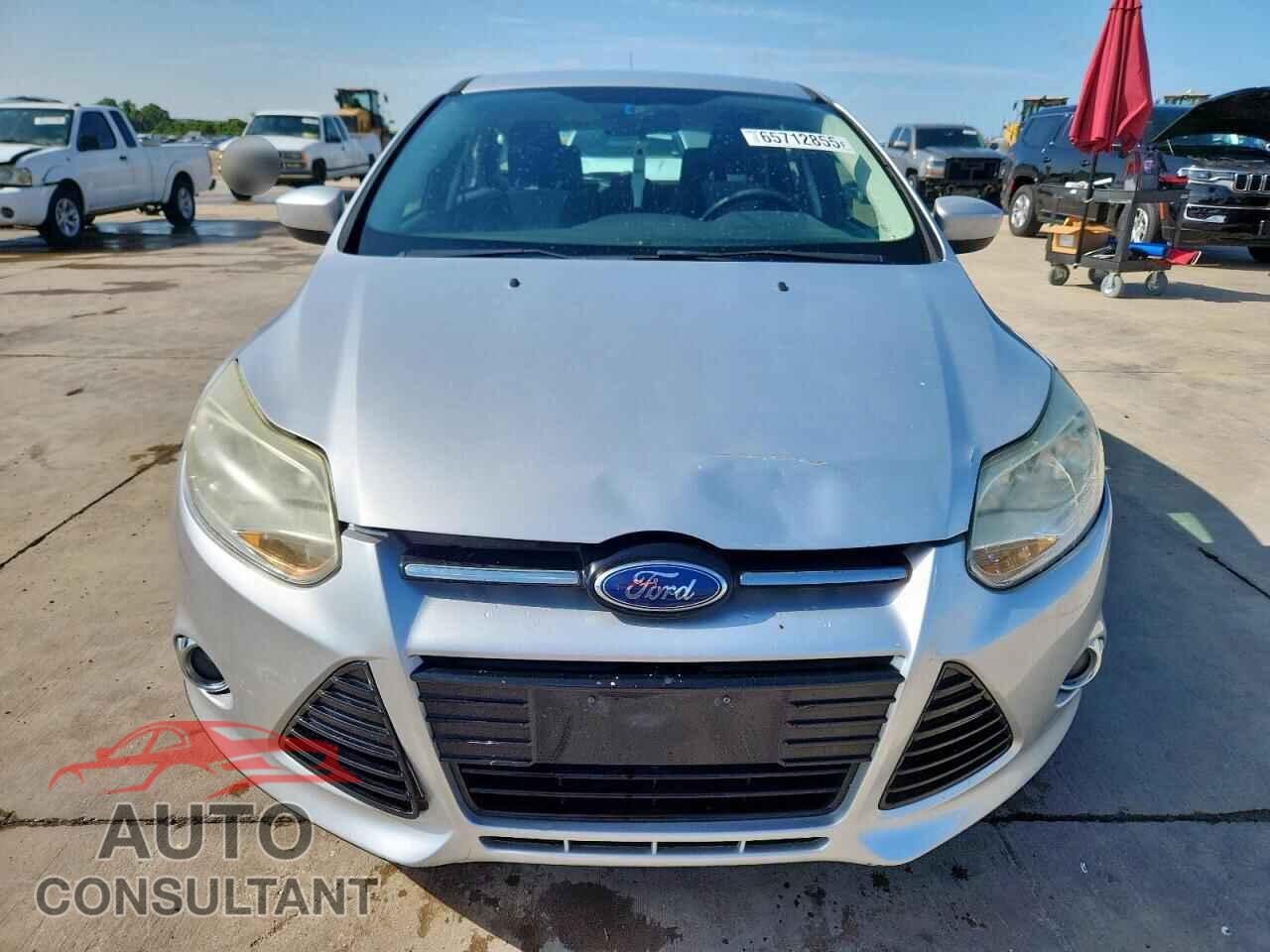 FORD FOCUS 2012 - 1FAHP3K24CL267178