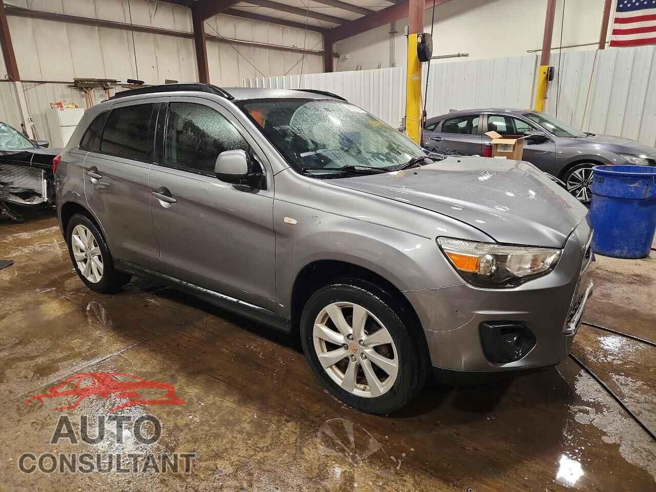 MITSUBISHI OUTLANDER 2013 - 4A4AR3AUXDE014454