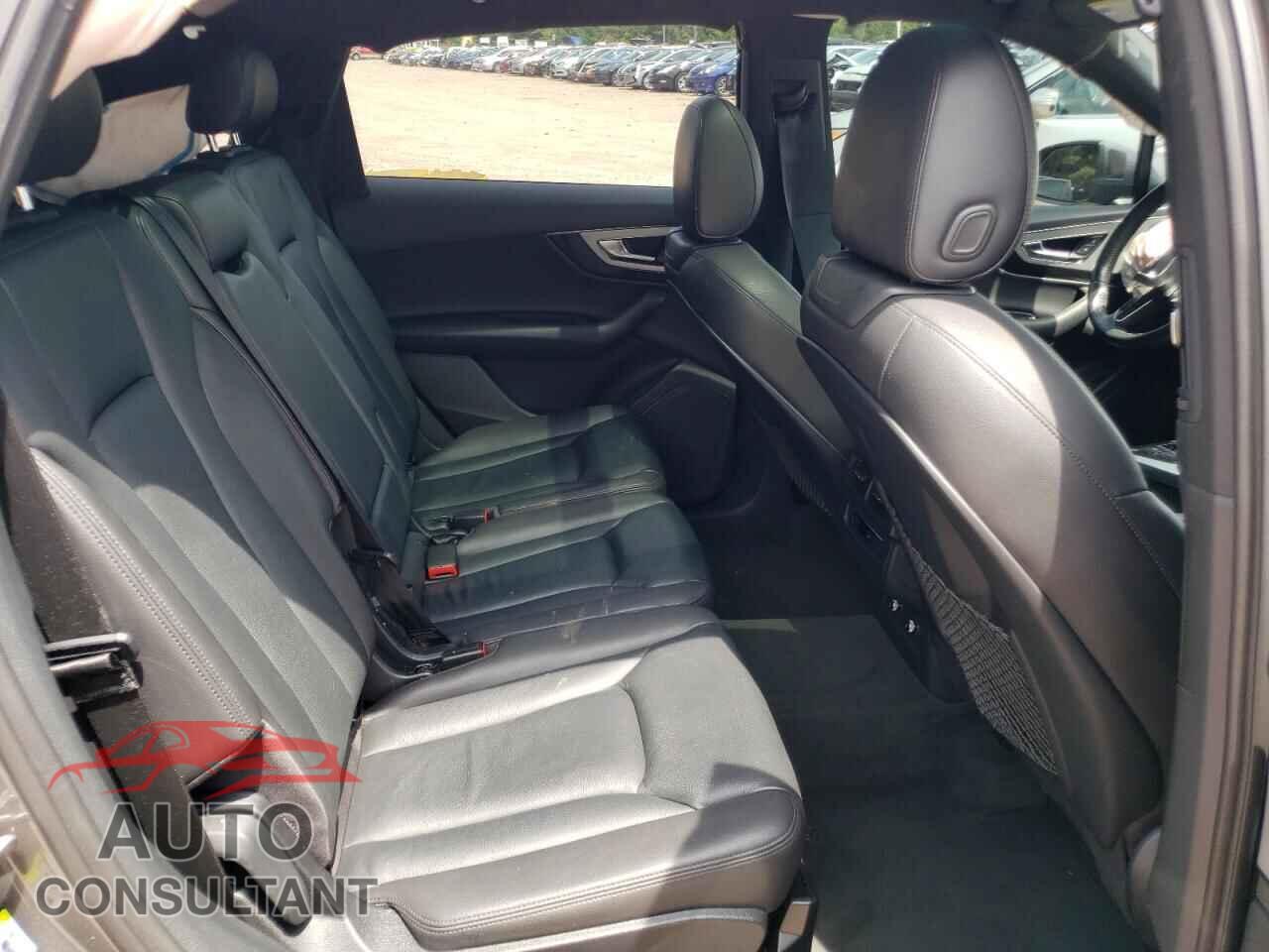 AUDI Q7 2019 - WA1AHAF79KD024603
