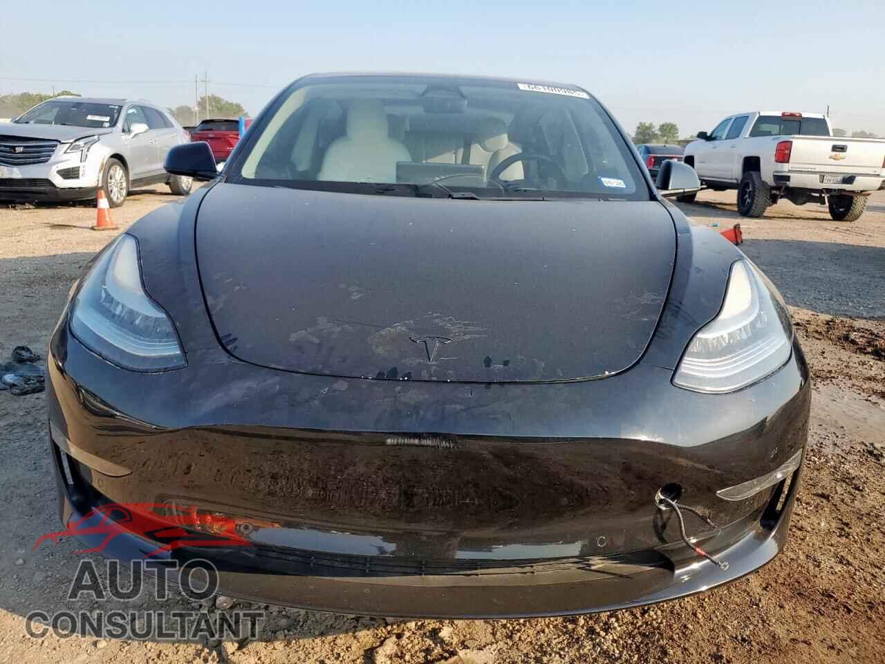 TESLA MODEL 3 2018 - 5YJ3E1EB3JF055110