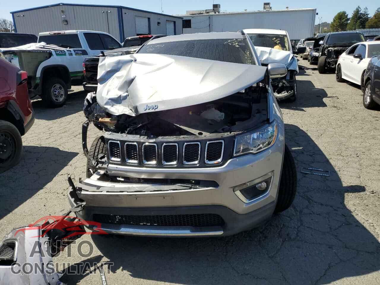 JEEP COMPASS 2020 - 3C4NJCCB3LT152623