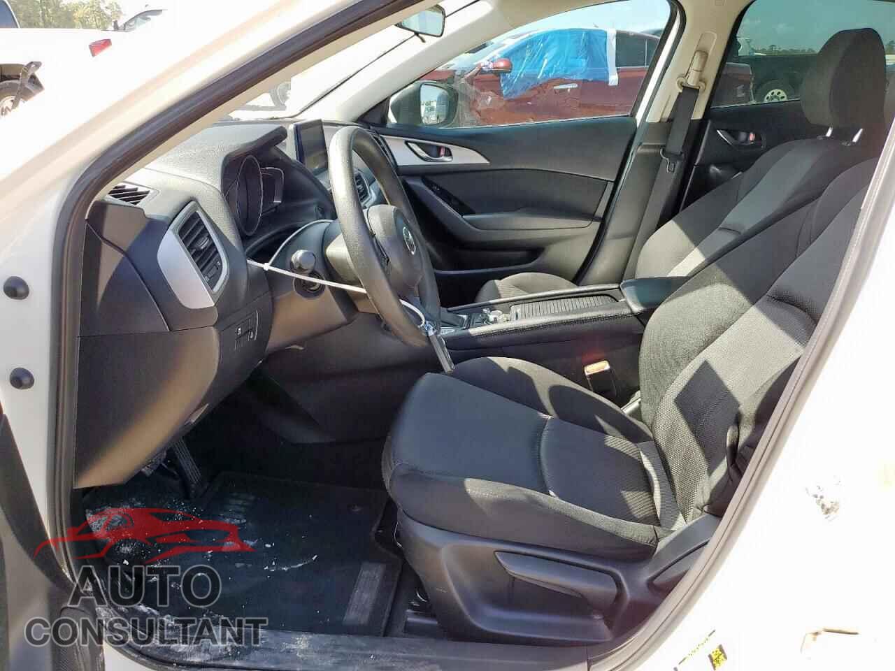 MAZDA 3 2017 - 3MZBN1K73HM138745