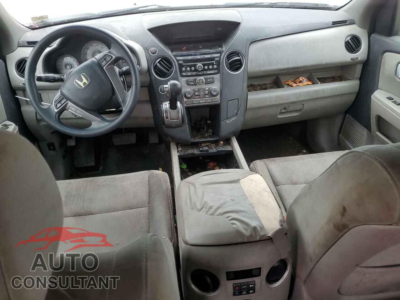 HONDA PILOT 2012 - 5FNYF4H40CB083581
