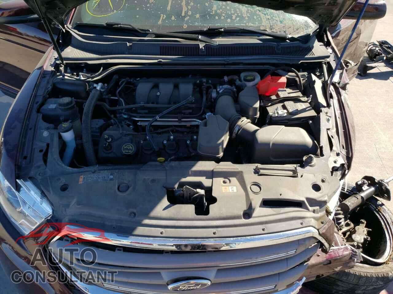FORD TAURUS 2018 - 1FAHP2E86JG142294