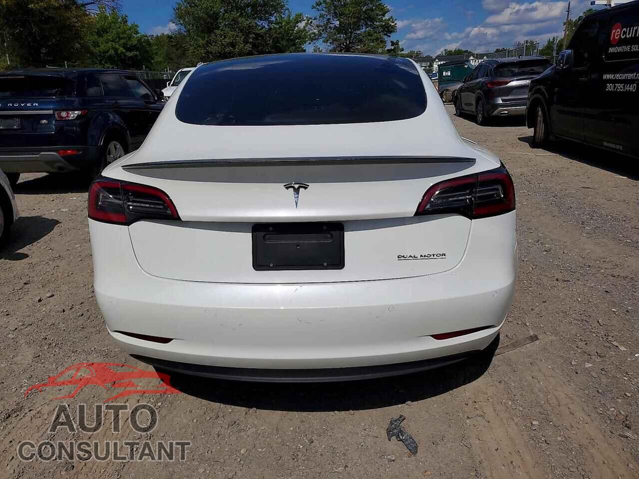 TESLA MODEL 3 2022 - 5YJ3E1EC8NF324362