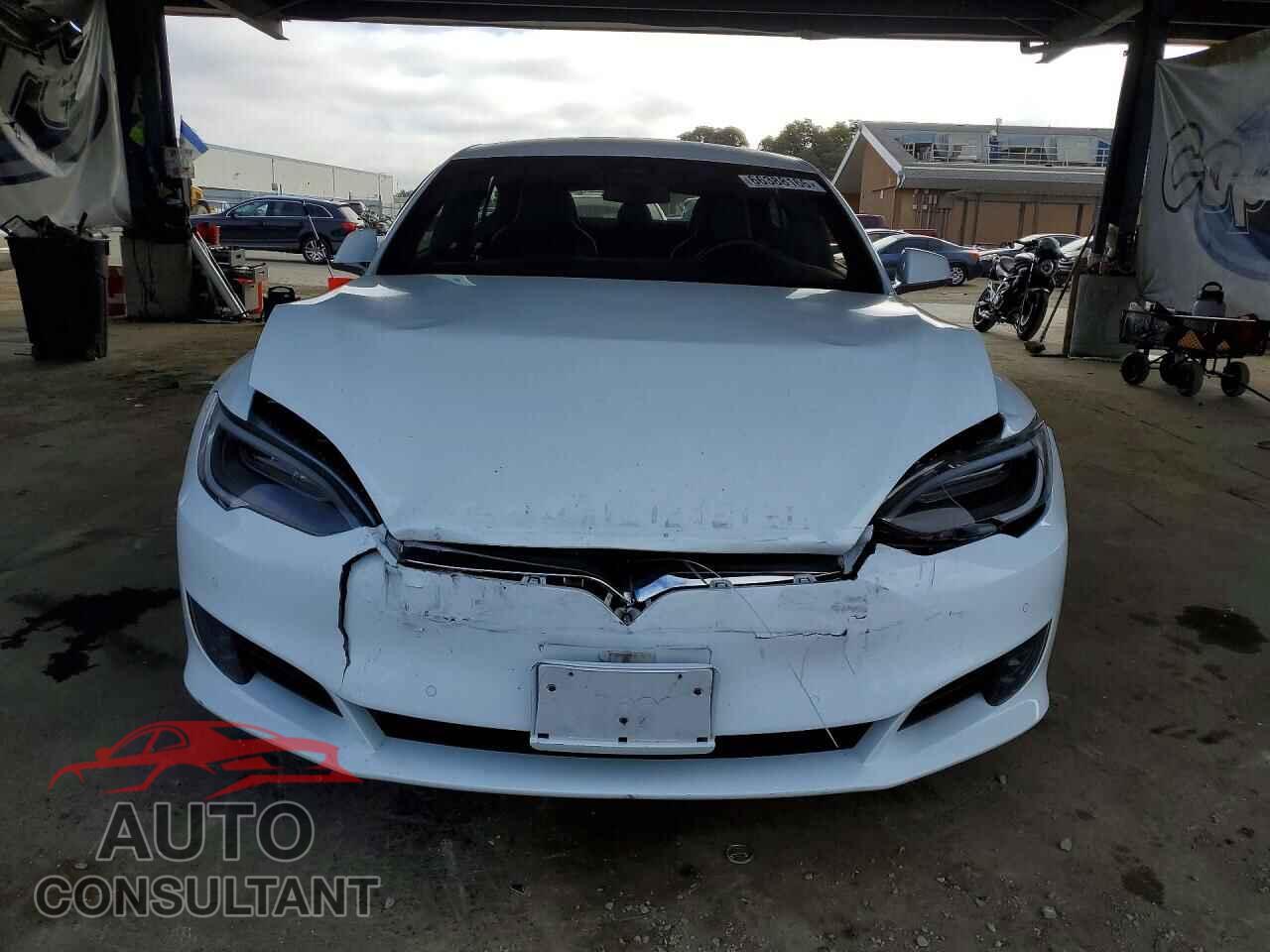 TESLA MODEL S 2016 - 5YJSA1E25GF159582