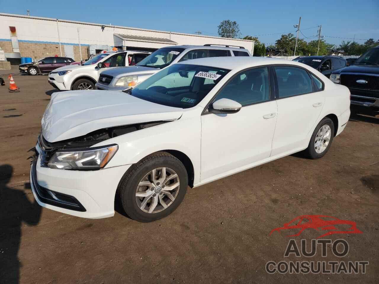 VOLKSWAGEN PASSAT 2018 - 1VWAA7A30JC027764