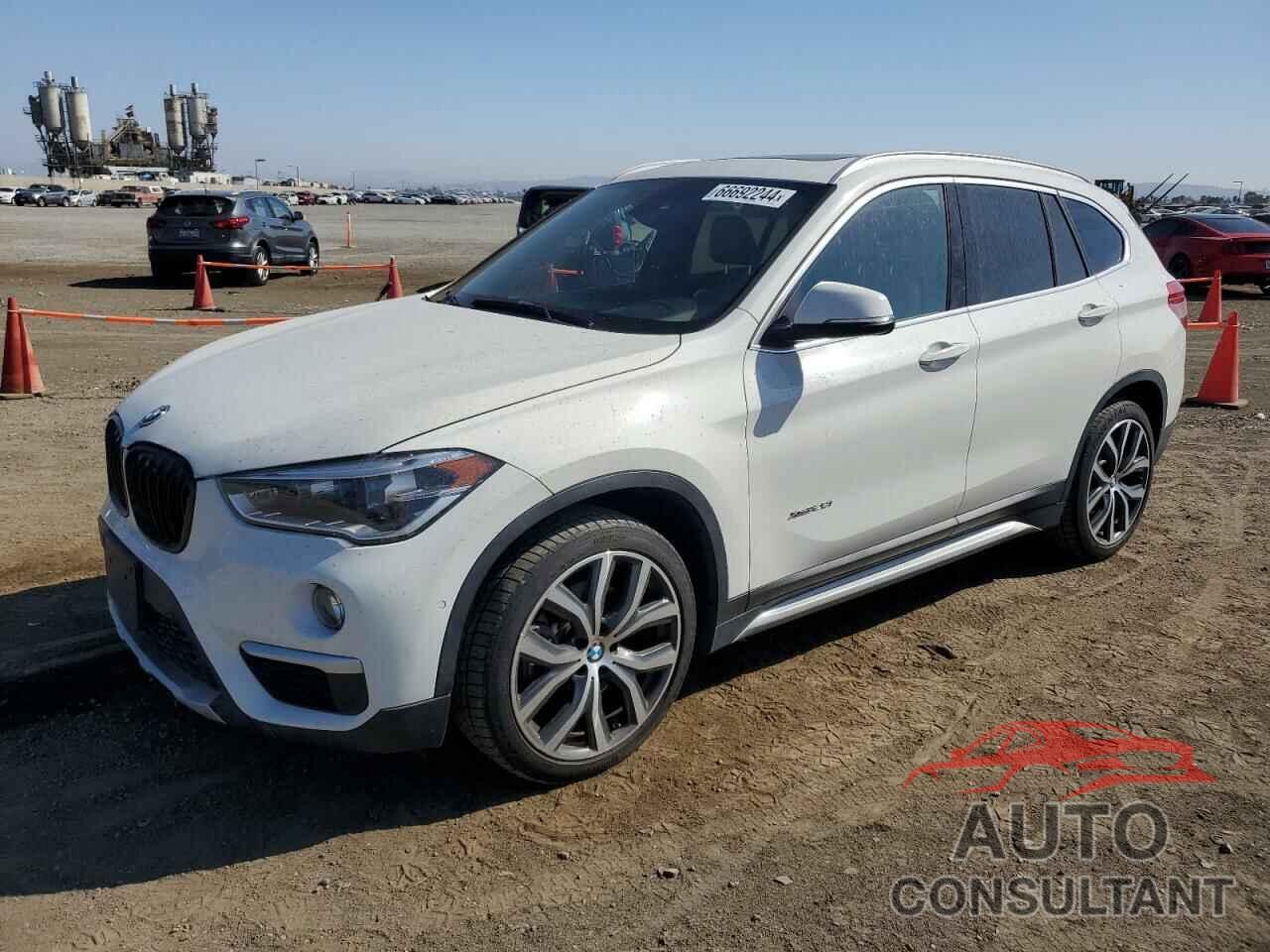 BMW X1 2016 - WBXHT3C34GP881548