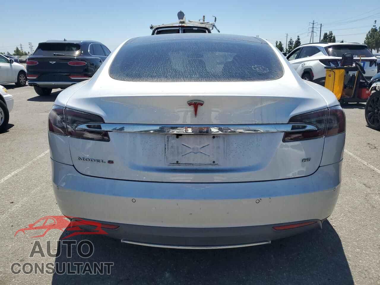 TESLA MODEL S 2014 - 5YJSA1H18EFP62221