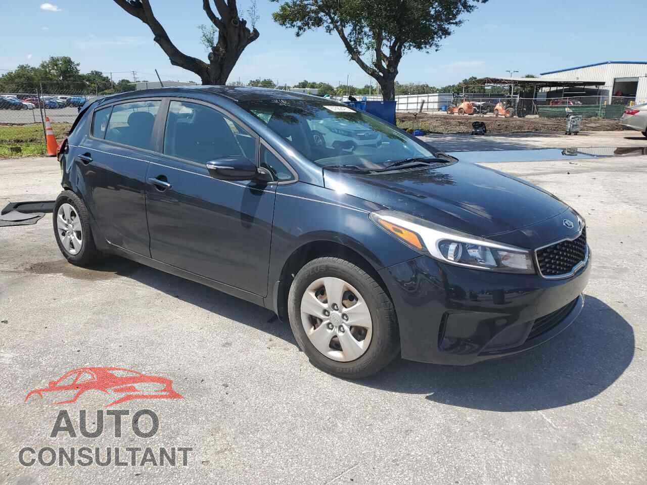KIA FORTE 2018 - KNAFK5A86J5773465