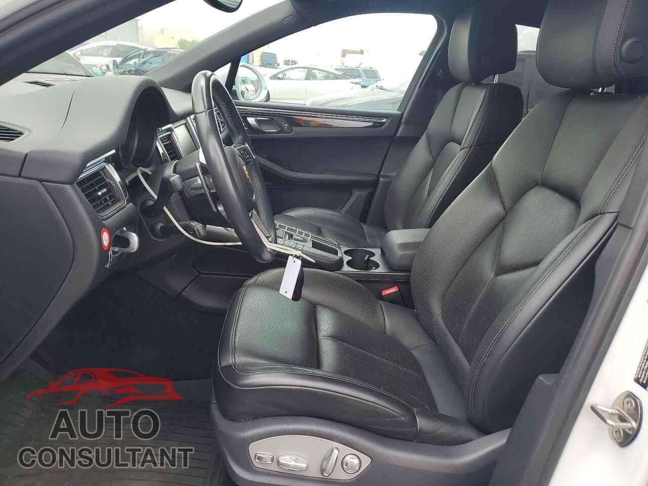 PORSCHE MACAN 2015 - WP1AB2A52FLB66904