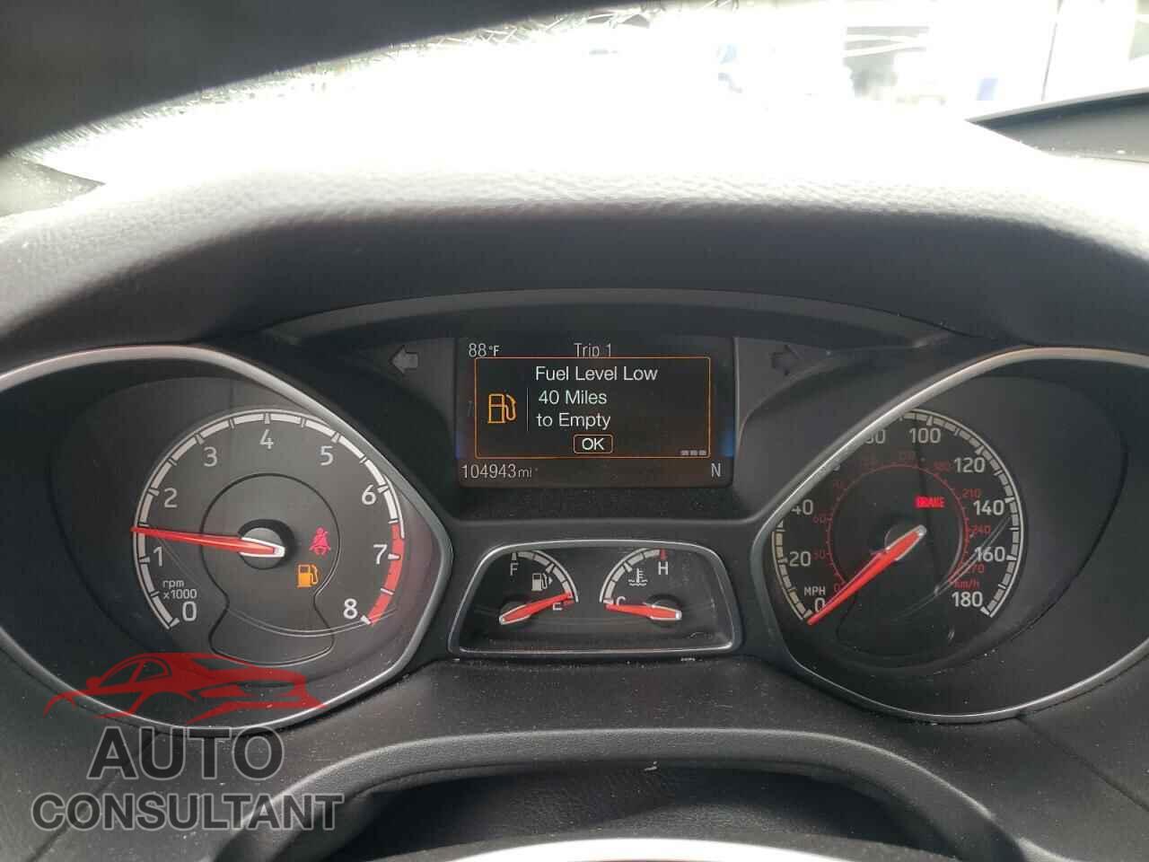 FORD FOCUS 2017 - 1FADP3L99HL331006