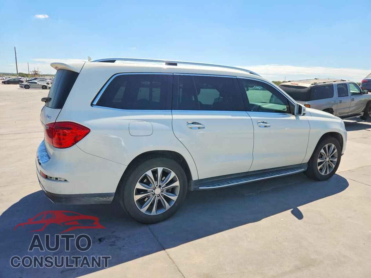 MERCEDES-BENZ GL-CLASS 2013 - 4JGDF7CE7DA242571