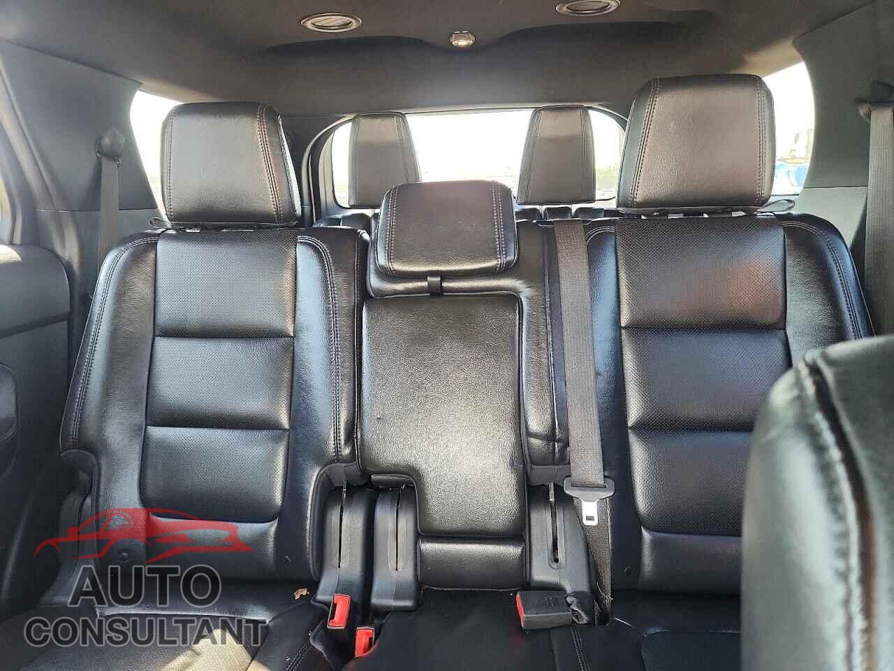 FORD EXPLORER 2011 - 1FMHK8F88BGA14503