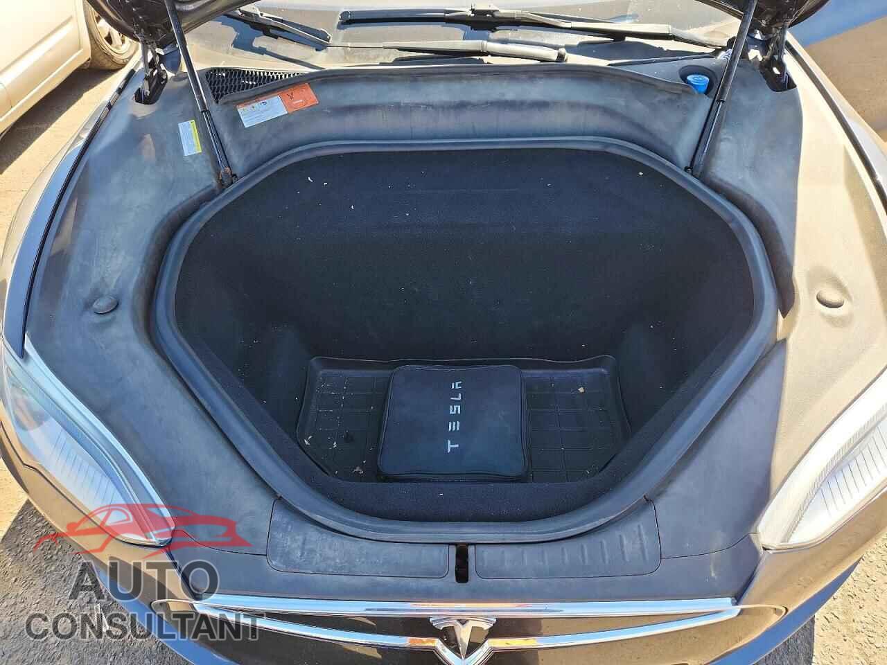 TESLA MODEL S 2015 - 5YJSA4H48FF090559