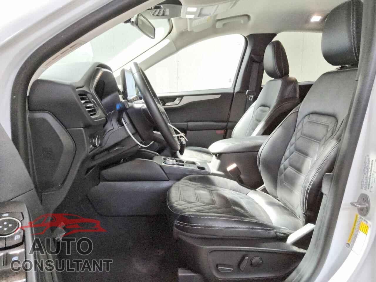 FORD ESCAPE 2023 - 1FMCU0E11PUB06264