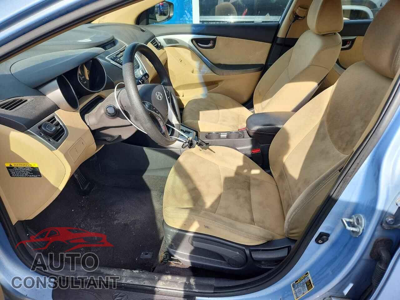 HYUNDAI ELANTRA 2011 - KMHDH4AE5BU105393