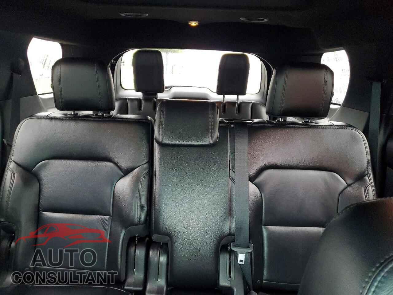 FORD EXPLORER 2017 - 1FM5K8D82HGA52873