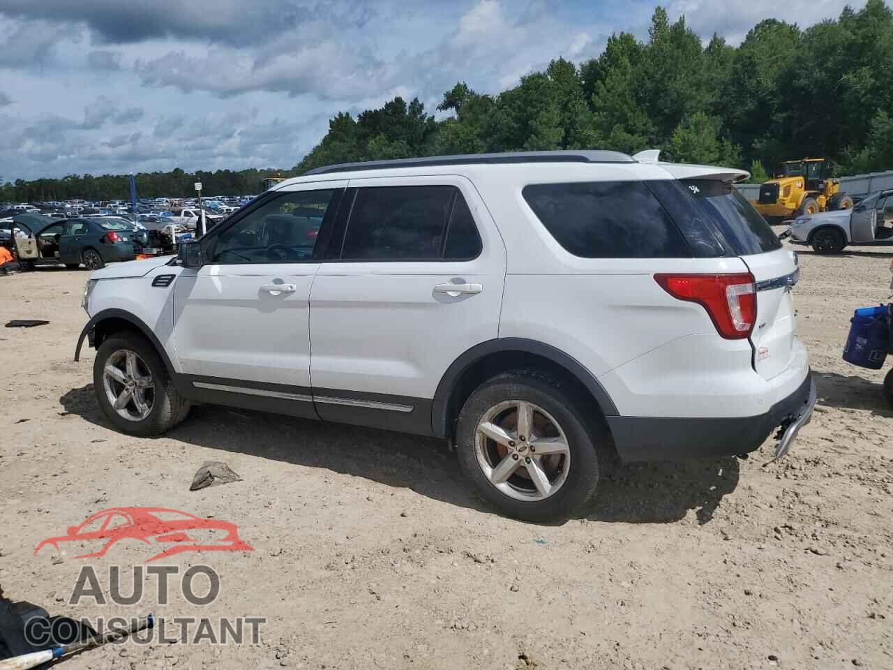 FORD EXPLORER 2017 - 1FM5K8D81HGD05620