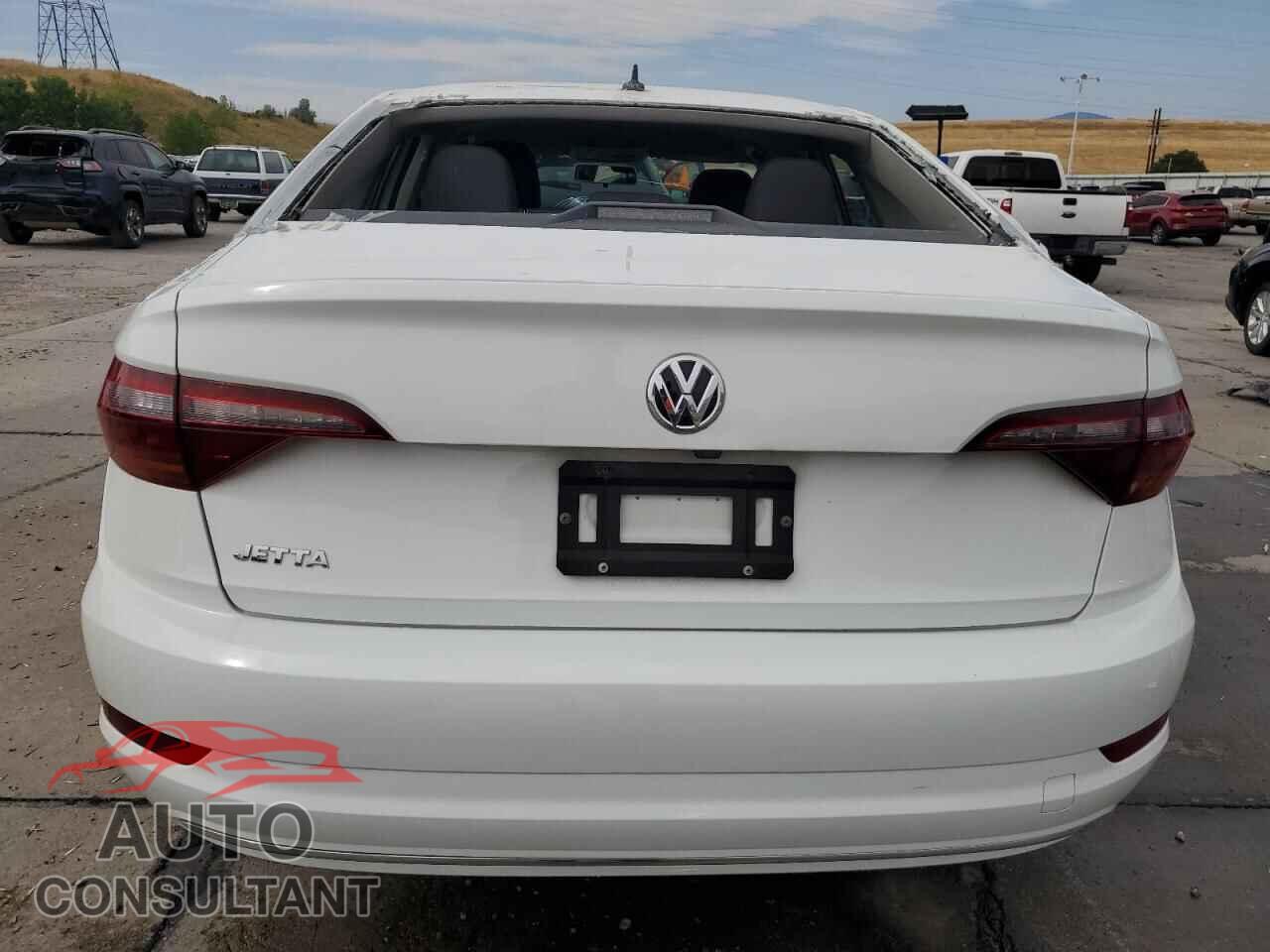 VOLKSWAGEN JETTA 2019 - 3VWC57BU0KM026893