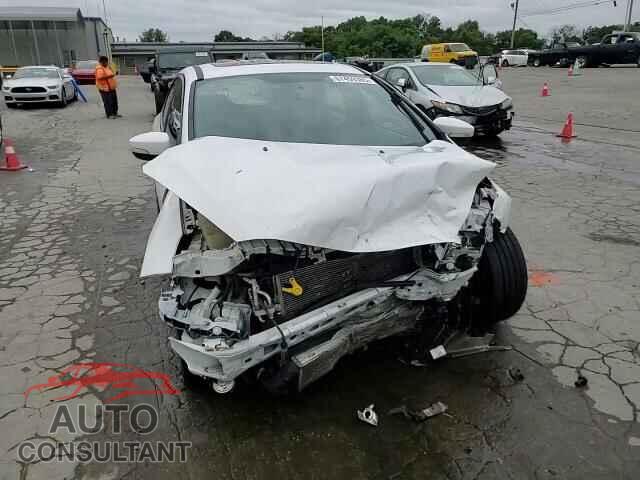 FORD FOCUS 2015 - 1FADP3L91FL220592