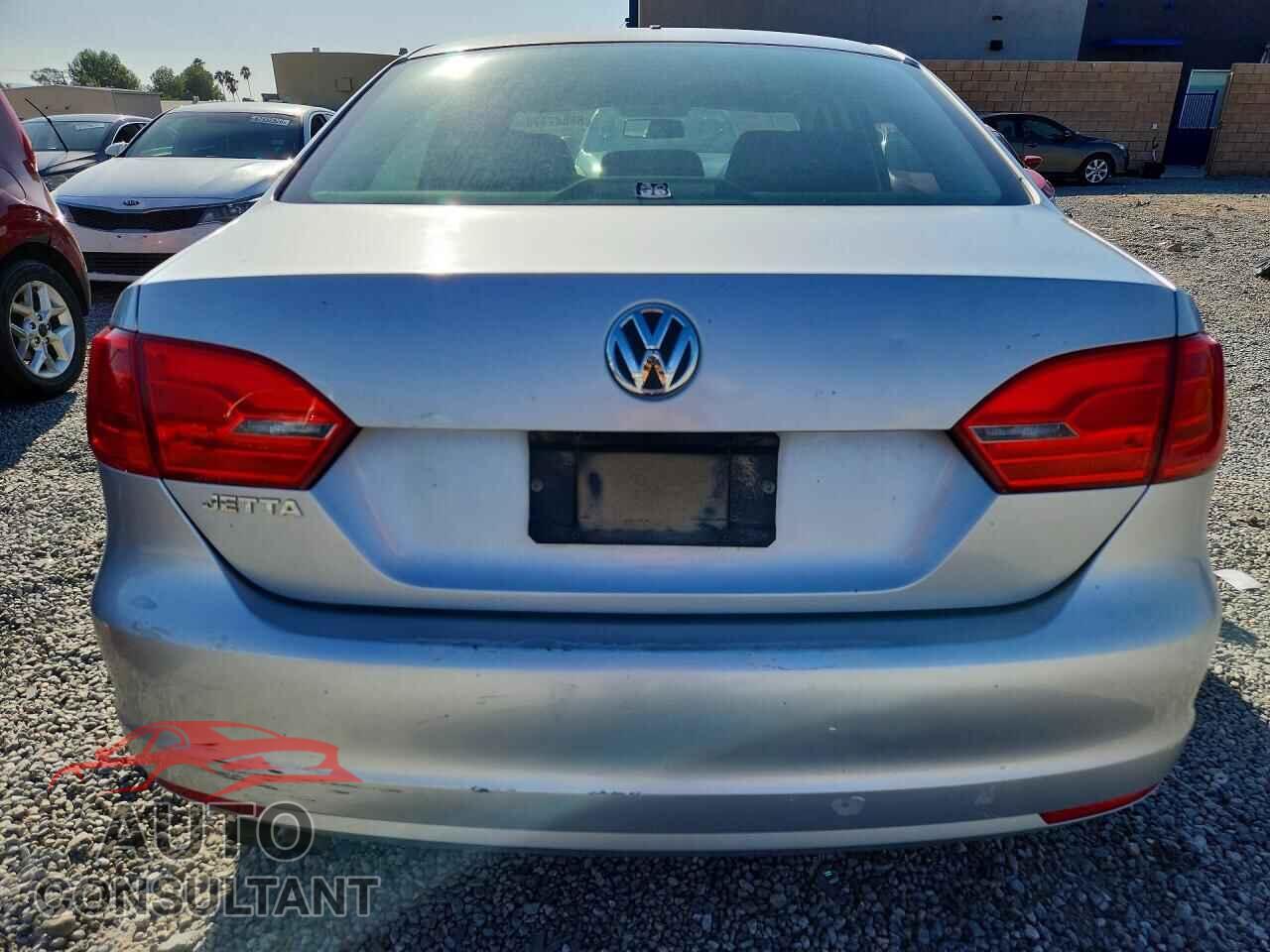 VOLKSWAGEN JETTA 2012 - 3VW2K7AJ3CM347307