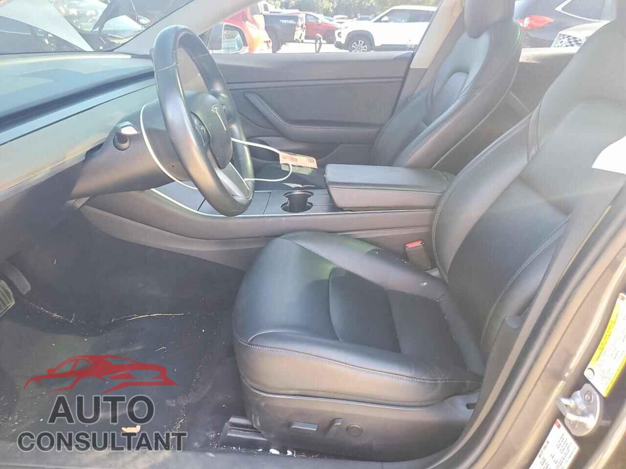 TESLA MODEL 3 2018 - 5YJ3E1EA8JF056731