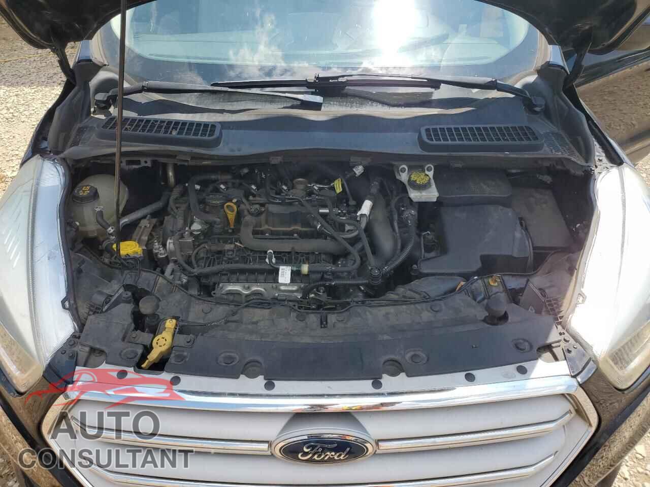 FORD ESCAPE 2018 - 1FMCU0HD5JUC26503