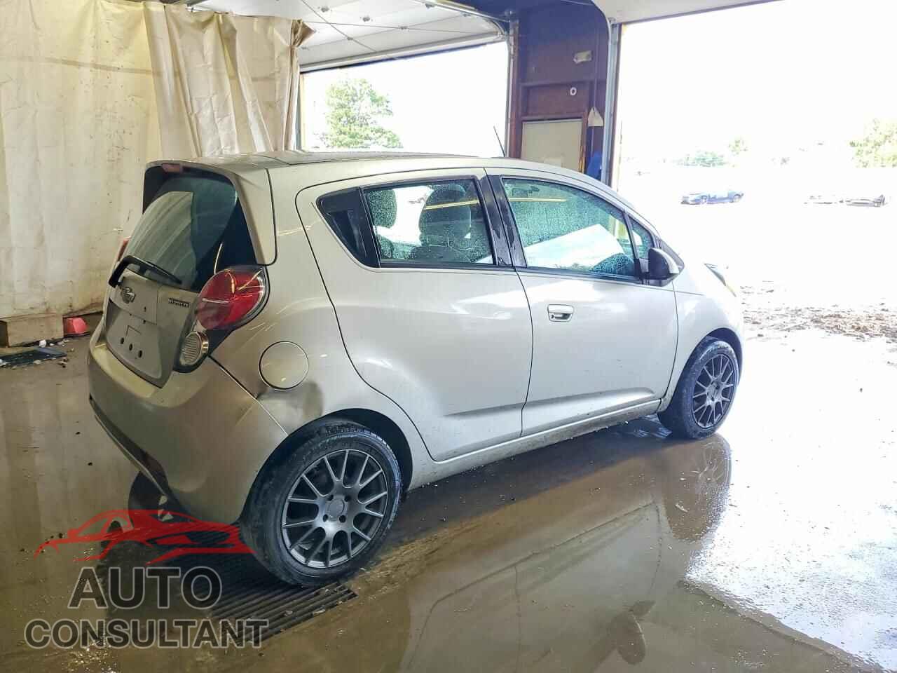 CHEVROLET SPARK 2013 - KL8CB6S92DC570567