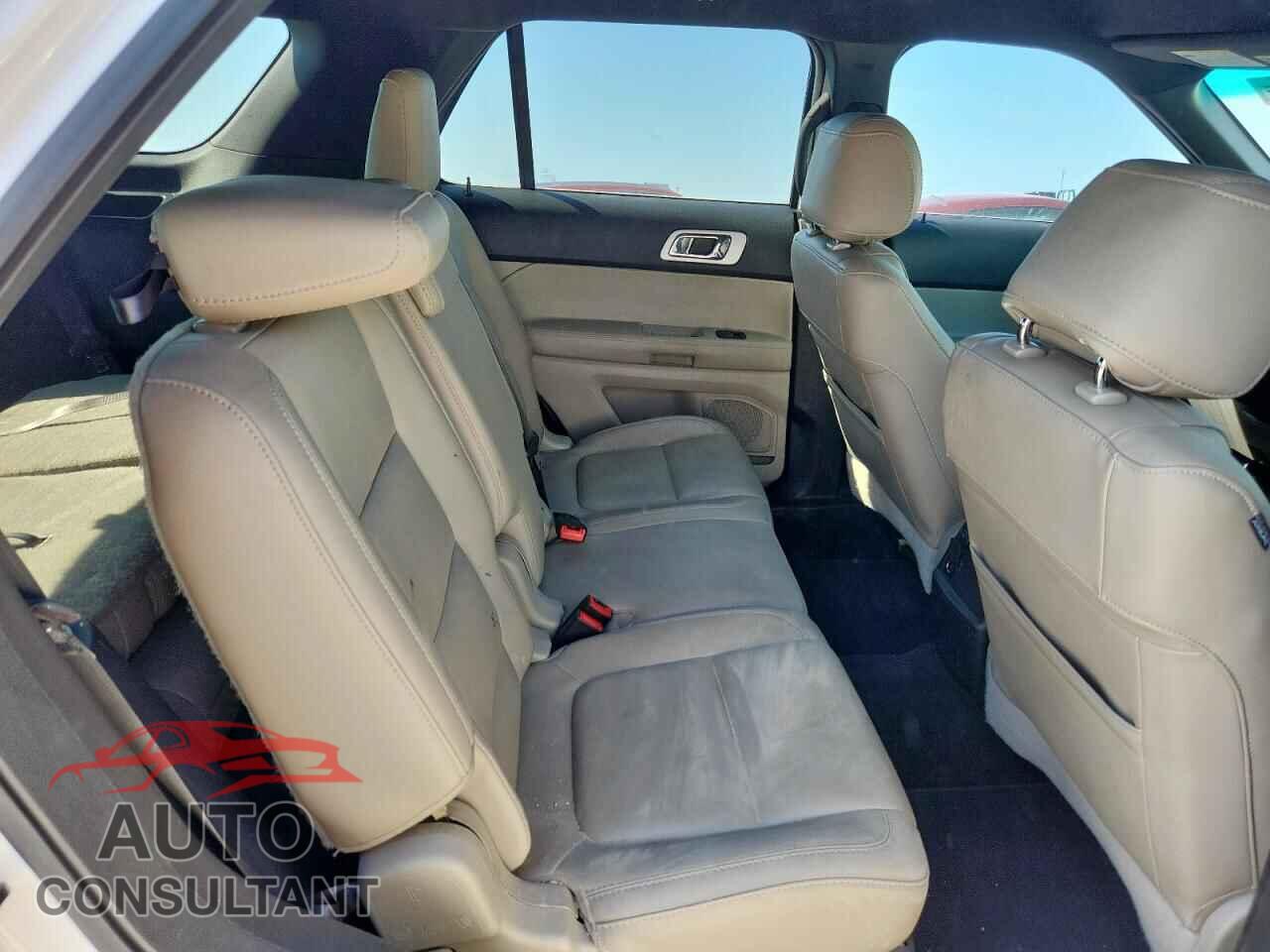 FORD EXPLORER 2015 - 1FM5K7D82FGA85816