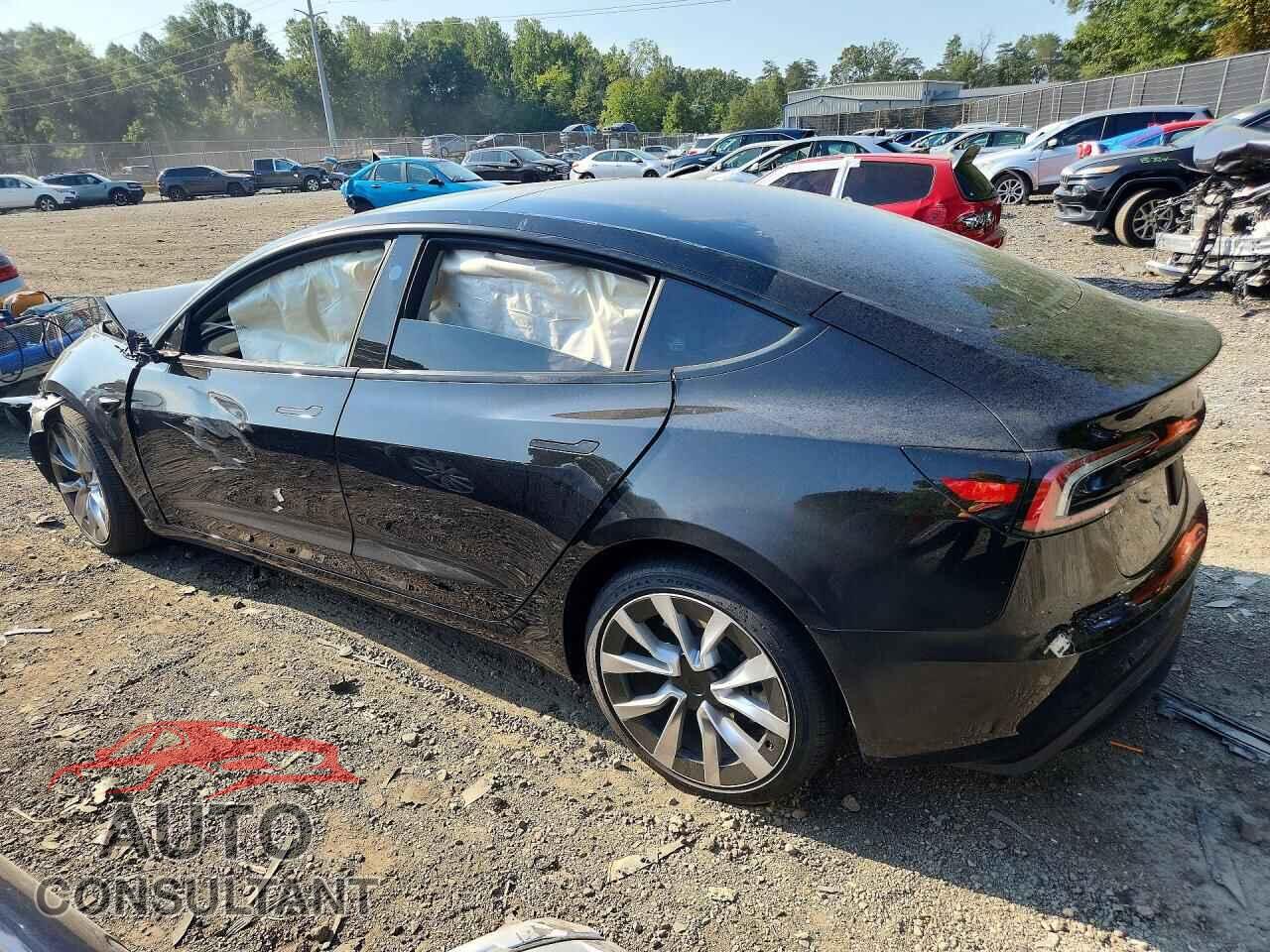 TESLA MODEL 3 2026 - 5YJ3E1EA2TF123813