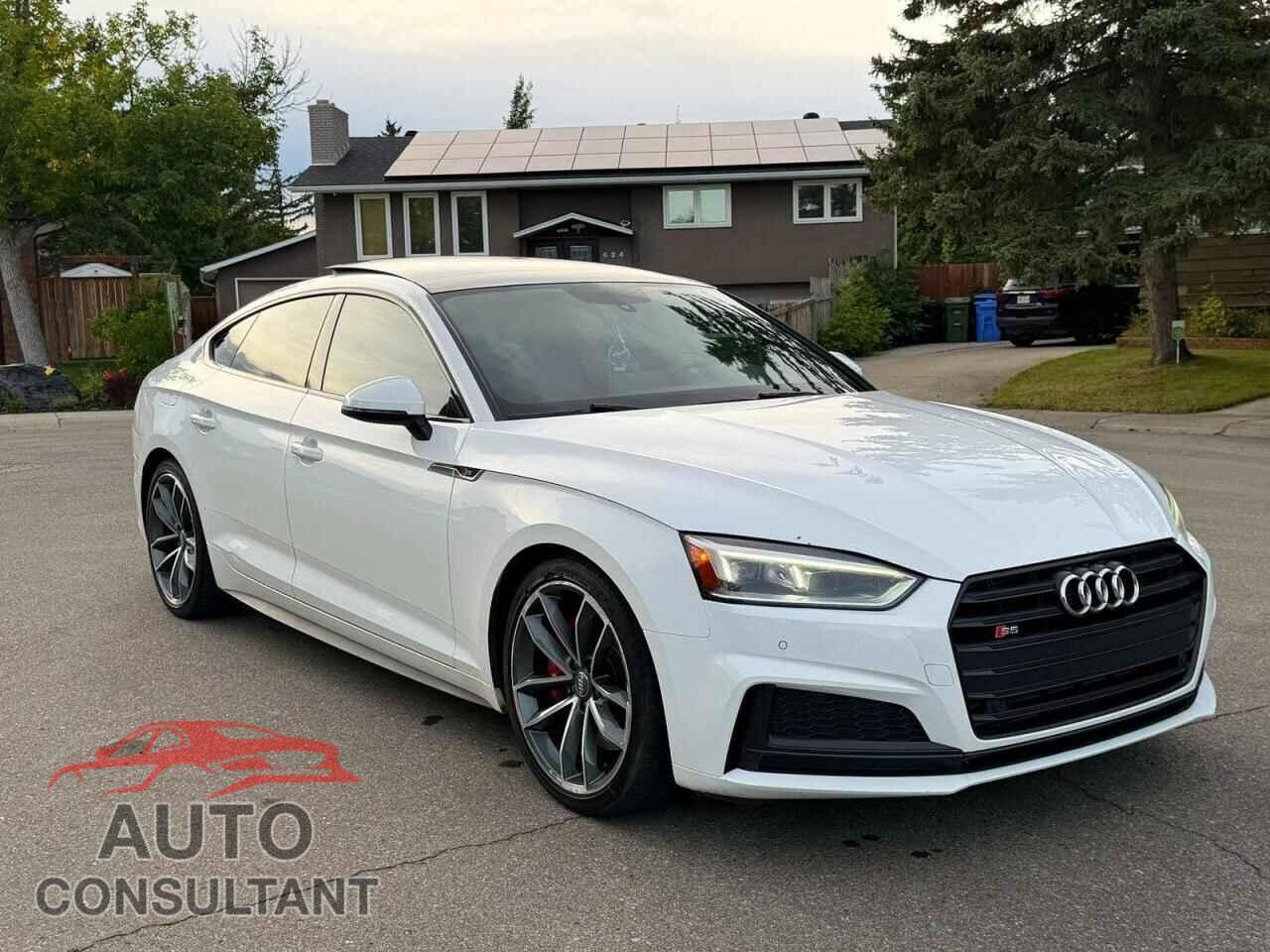 AUDI S5/RS5 2019 - WAUB4CF56KA065432