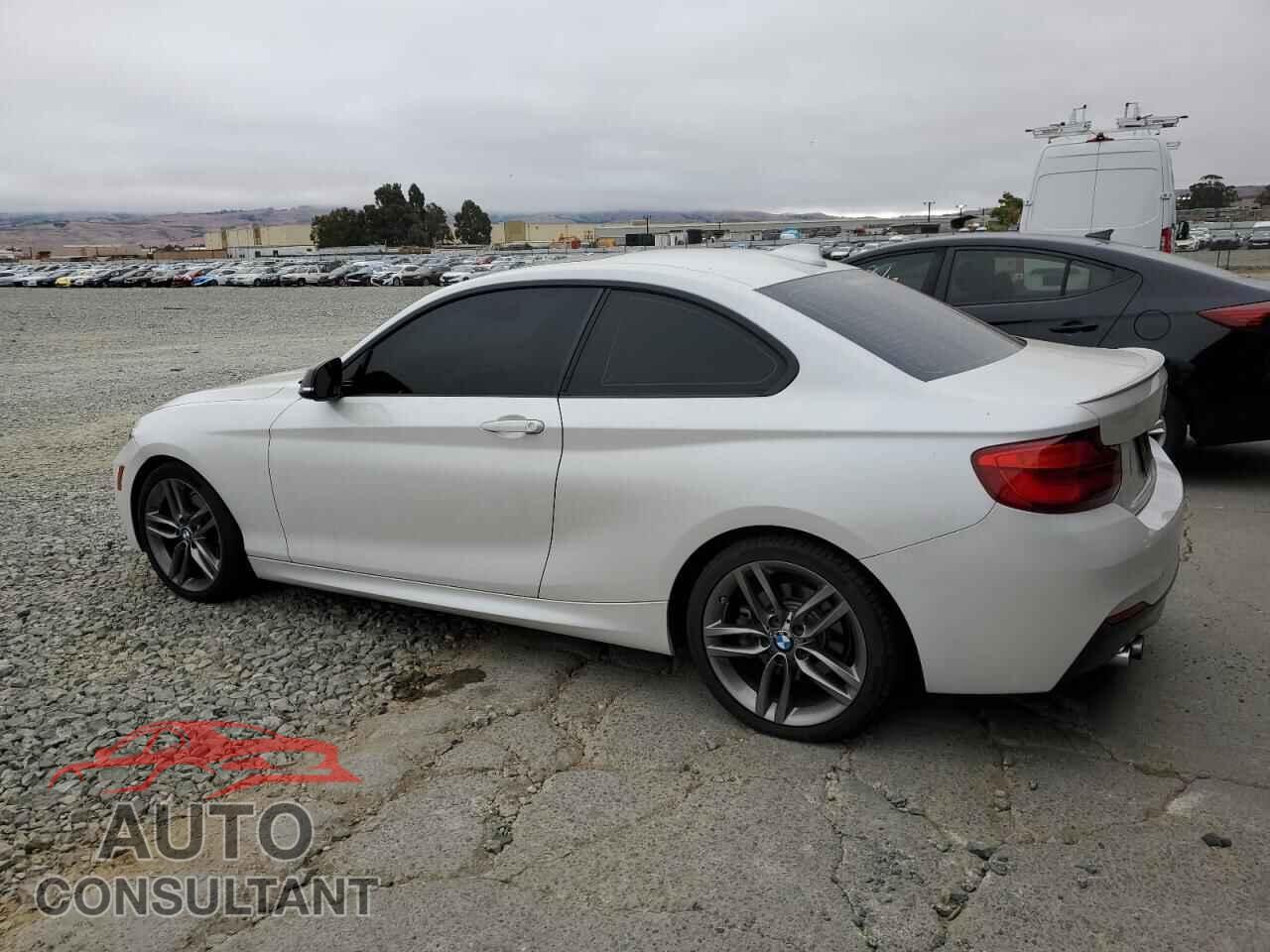 BMW 2 SERIES 2018 - WBA2J1C55JVD09082