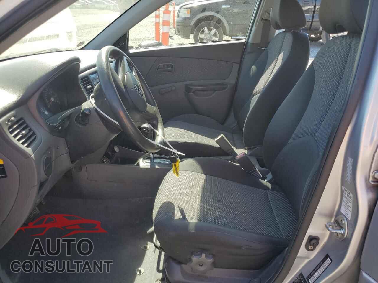 KIA RIO 2011 - KNADH4A30B6721104