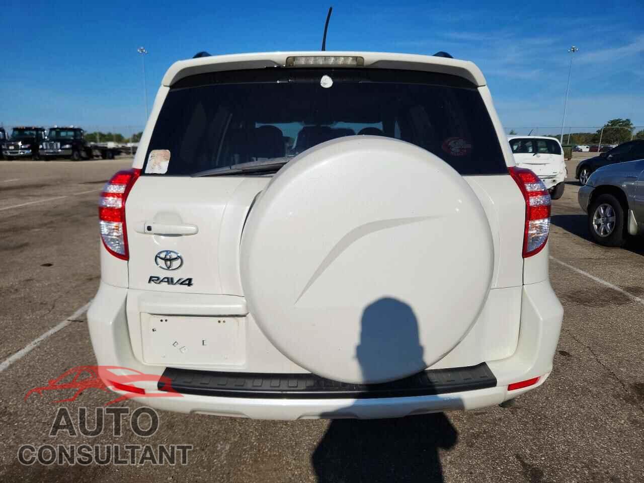 TOYOTA RAV4 2011 - 2T3DK4DV6BW042616